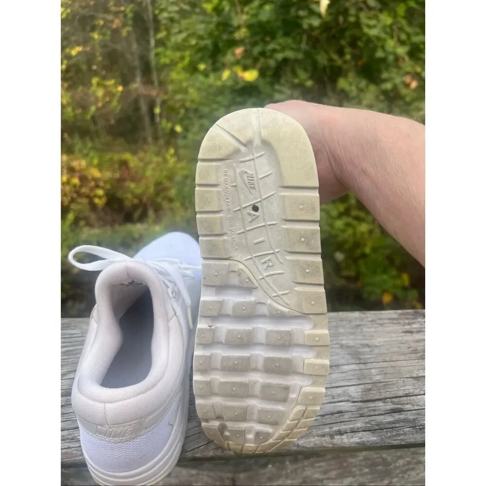 Nike Air Max  Youth Zero Essential White/Bone Running Shoes Sz 6 Y 881224-100